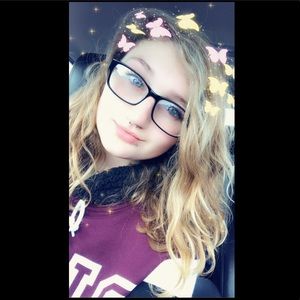 Meet your Posher, Jillian